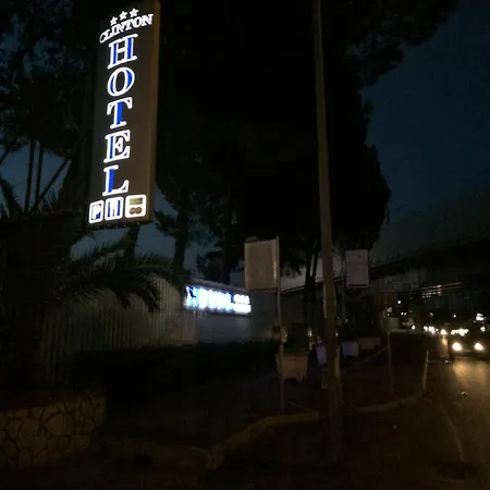 Ξενοδοχείο Clinton Casoria