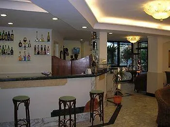 克林顿酒店 酒店 卡索里亚
