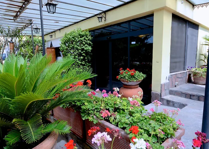 Clinton מלון קאסוריה