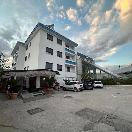Hotel Clinton